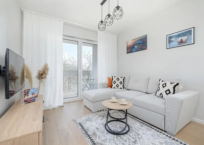 Bright Apartment Park Lotników Near Tauron Arena Kraków by Noclegi Renters